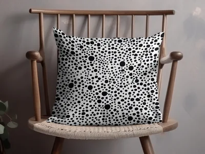 Black and White Abstract Doodle Modern Circles Pattern Simple