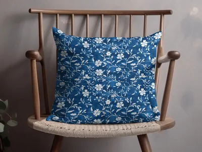 Blue Seamless Chinoiserie Pattern Vintage Flower Vines