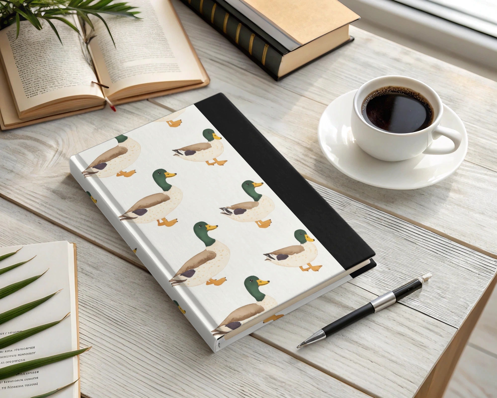Mallard Duck Seamless Pattern, Charming Duck Pattern Artistic Design Seamless Repeat Digital