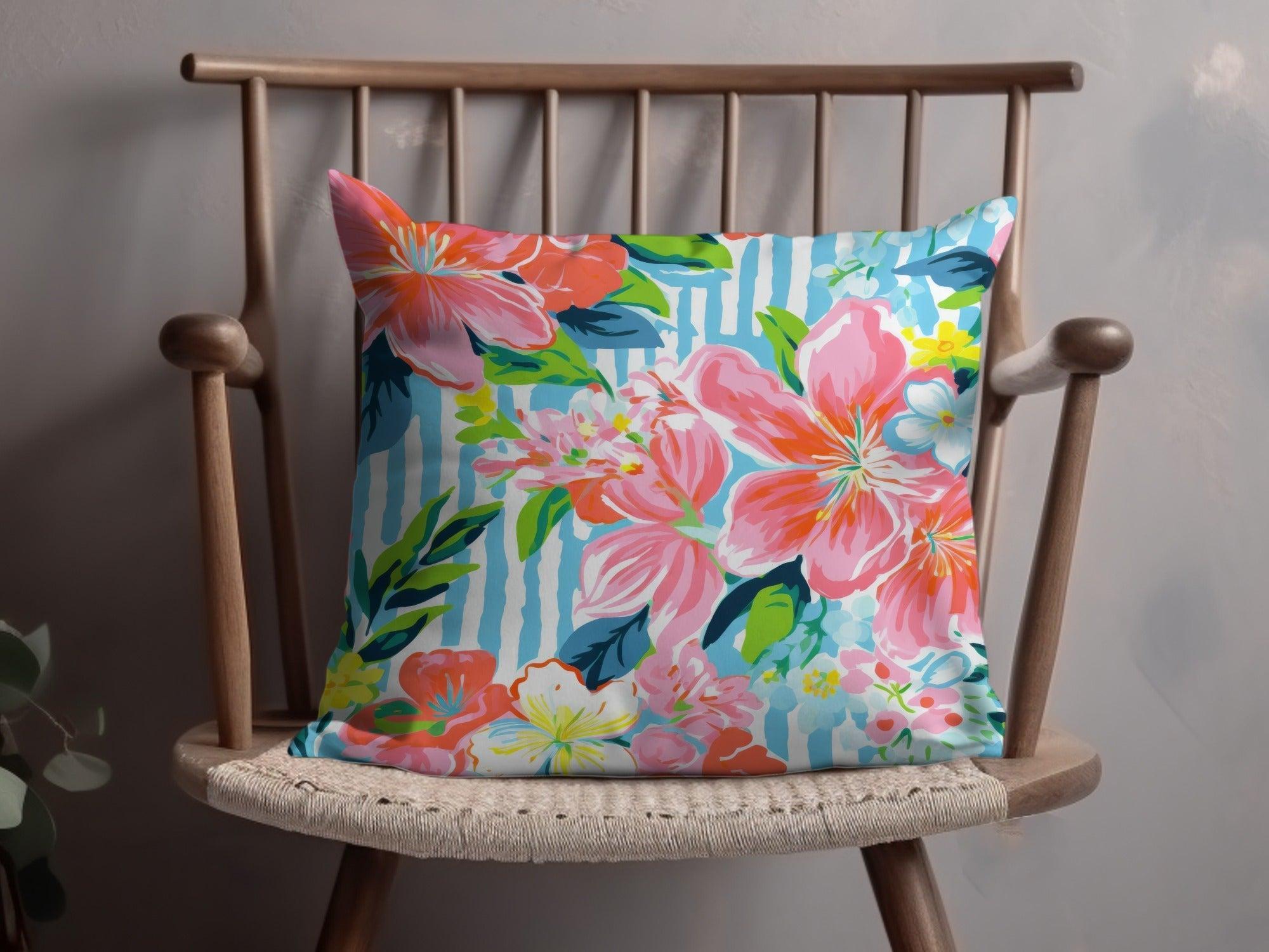 Seamless Pink and Teal Preppy Pattern Floral