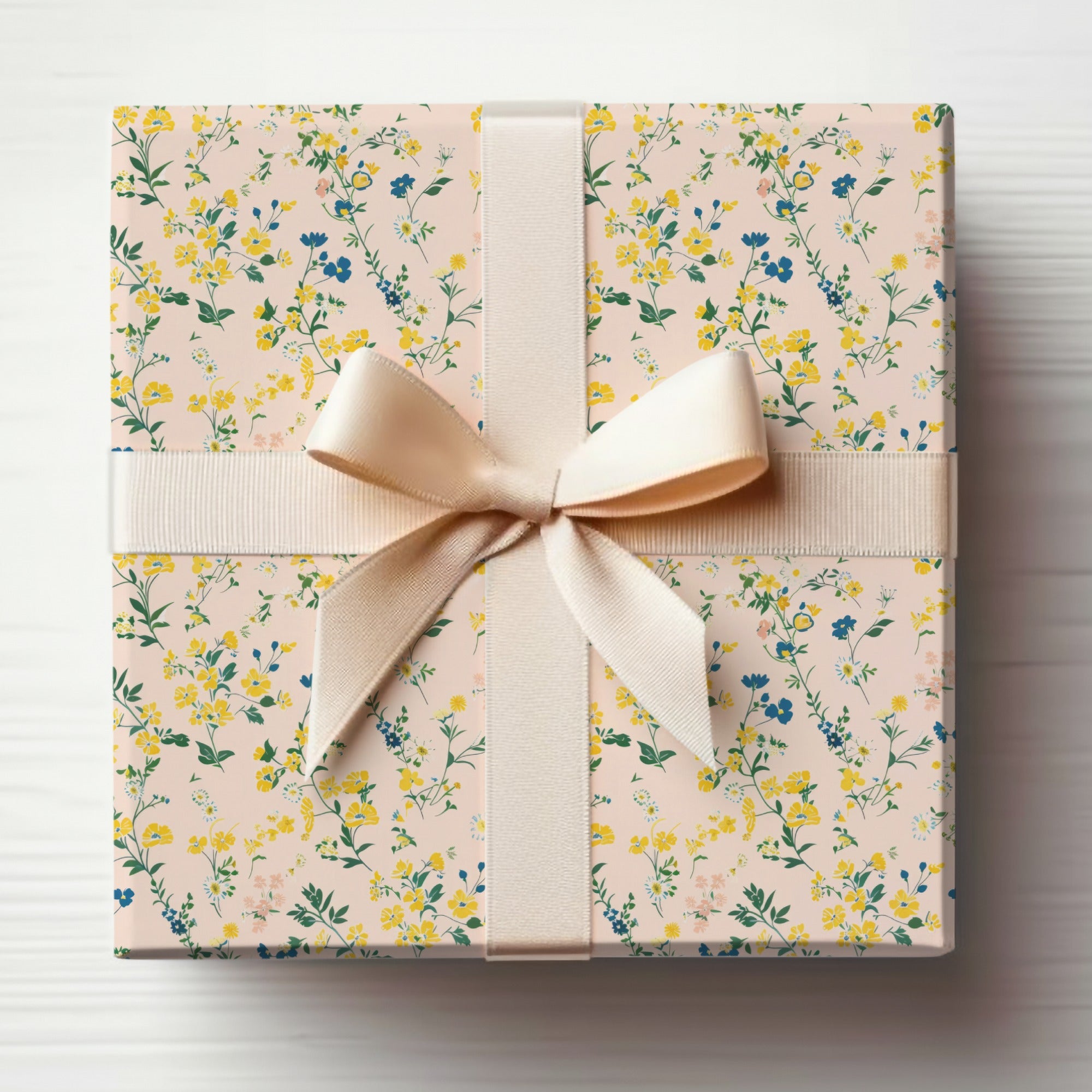 Spring Wildflowers Pattern Yellow Lilac Seamless Allover Pattern